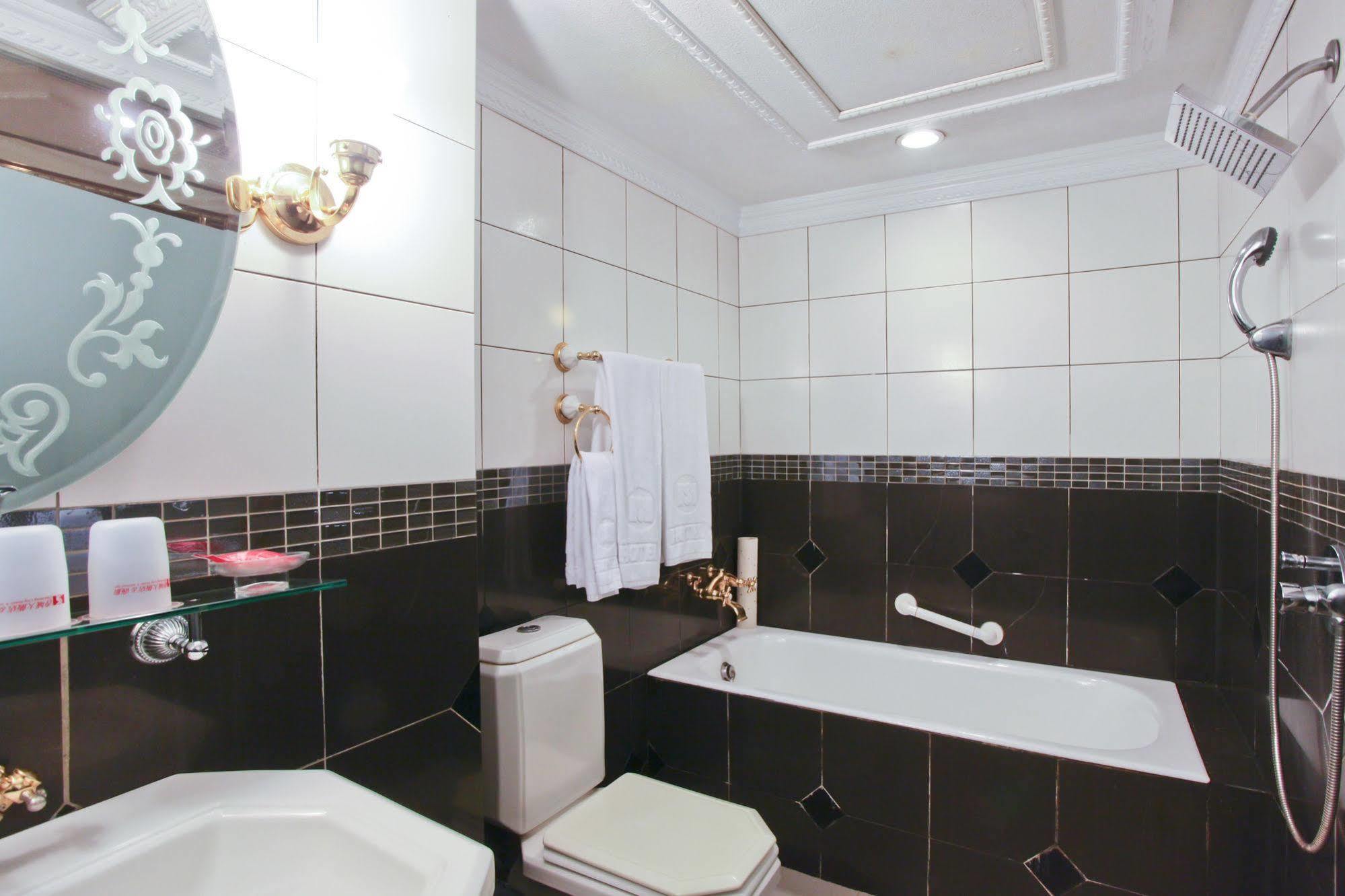 Charming City Songshan Hotel Taipeh Exterior foto